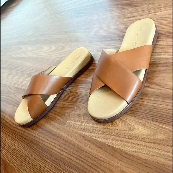MADEWELL The Louisa Crisscross Slide In English Saddle - Picture 9 of 16